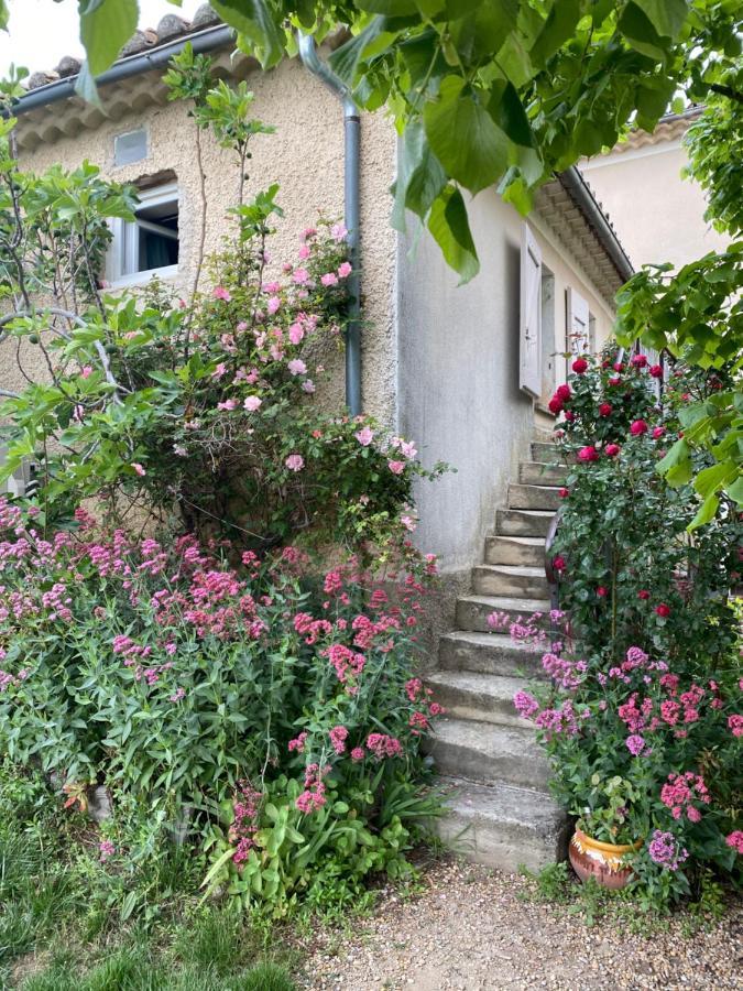 Petit Studio Le Pigeonnier A 5 Mn De Lourmarin Puyvert Екстер'єр фото